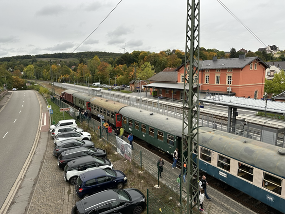 Und südwärts mit etwas mehr Wagen des Museumszuges